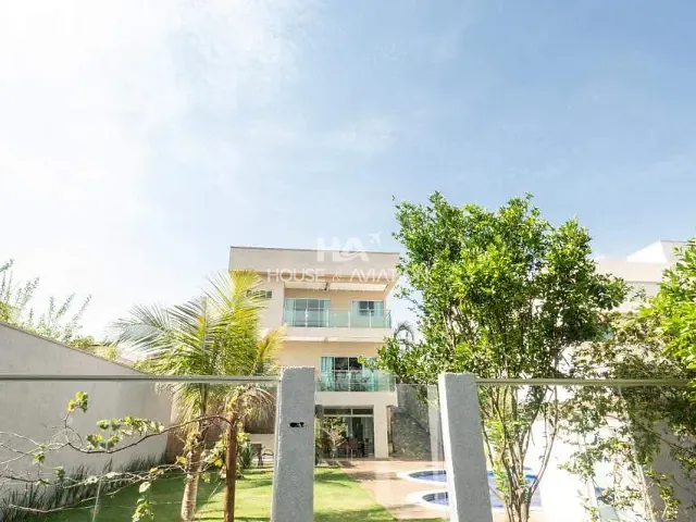 Sobrado 5 quartos e 5 banheiros, à venda, no bairro Condomínio do Lago 1ª Etapa em Goiânia