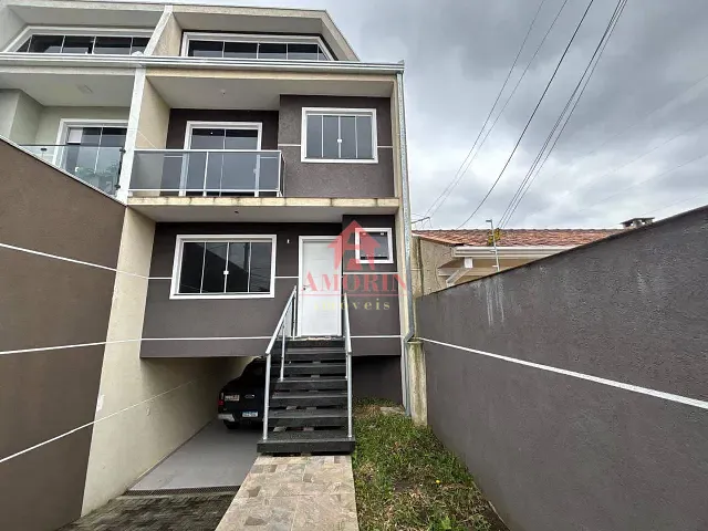 Sobrado com 171m² 3 quartos e 3 banheiros, à venda, no bairro Fazendinha em Curitiba