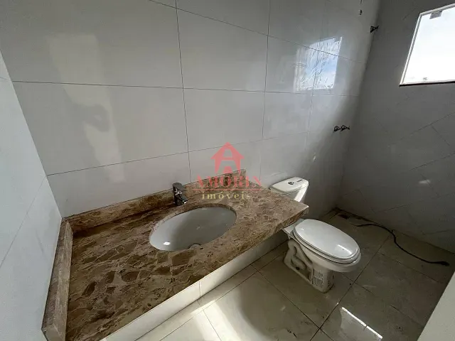 Sobrado com 171m² 3 quartos e 3 banheiros, à venda, no bairro Fazendinha em Curitiba