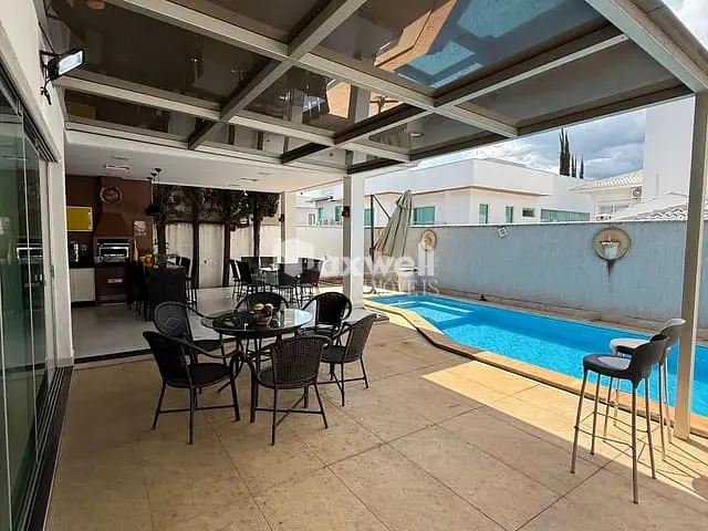 Sobrado com 416m² 4 quartos e 4 banheiros, à venda, no bairro Jardins Madri em Goiânia