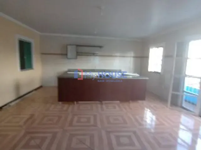 Sobrado 5 quartos e 3 banheiros, à venda, no bairro Centro em Ilhéus