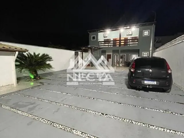 Sobrado com 250m² 3 quartos e 3 banheiros, à venda, no bairro Poiares em Caraguatatuba