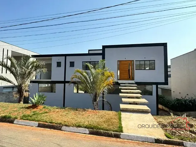 Sobrado com 800m² 3 quartos e 5 banheiros, à venda, no bairro Condomínio Serra da Estrela em Atibaia