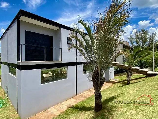 Sobrado com 800m² 3 quartos e 5 banheiros, à venda, no bairro Condomínio Serra da Estrela em Atibaia