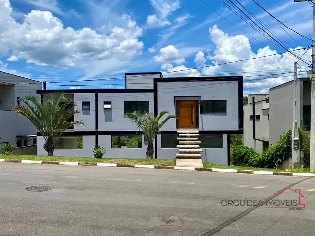 Sobrado com 800m² 3 quartos e 5 banheiros, à venda, no bairro Condomínio Serra da Estrela em Atibaia