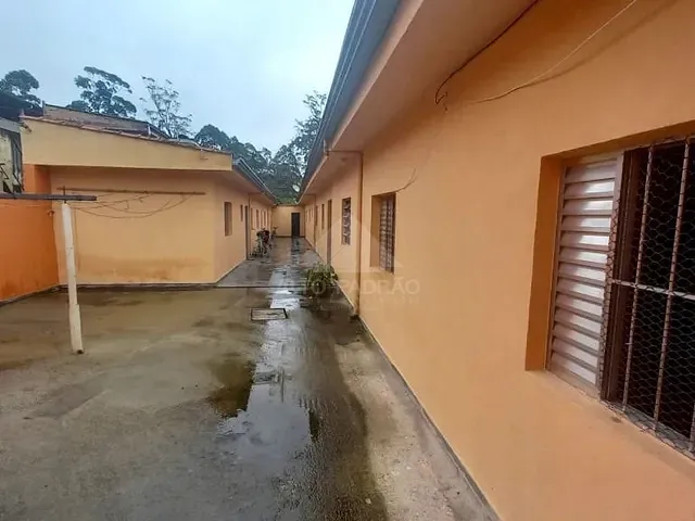 Sobrado com 673m² 4 quartos e 2 banheiros, à venda, no bairro Jardim Anchieta em Mauá