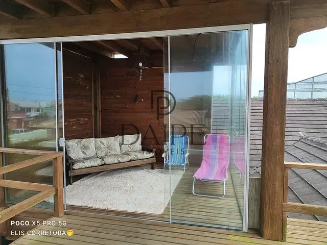 Sobrado com 120m² 2 quartos e 2 banheiros, à venda, no bairro centro  em Imbé