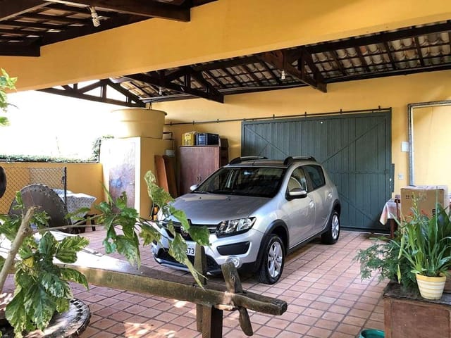 Sobrado com 1789m² 3 quartos e 4 banheiros, à venda, no bairro Parque Dom Henrique em Cotia