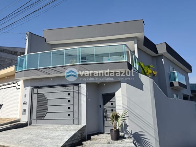 Sobrado 3 quartos e 4 banheiros, à venda, no bairro Residencial Colinas em Mogi das Cruzes