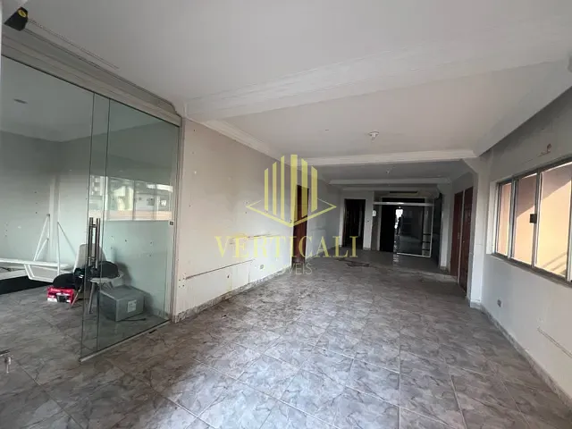 Sobrado com 360m², para alugar, no bairro Bosque da Saúde em Cuiabá