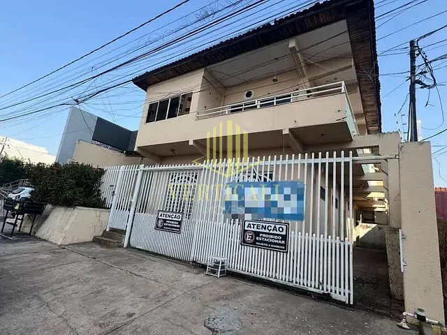Sobrado com 360m², para alugar, no bairro Bosque da Saúde em Cuiabá