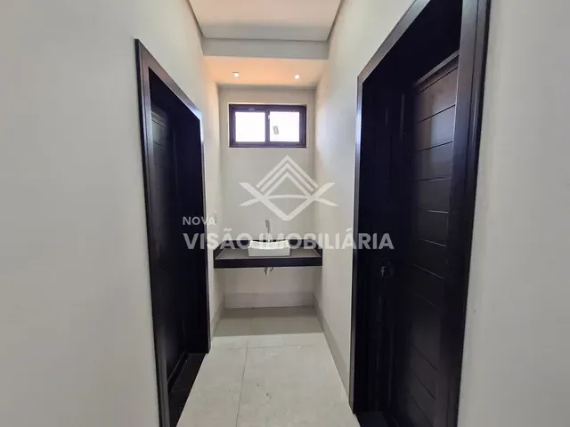 Sobrado 3 quartos e 3 banheiros, à venda, no bairro Jardim Maringá em Sinop