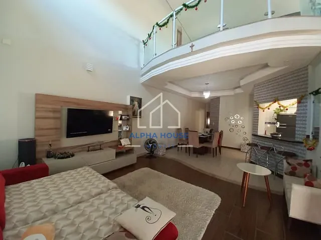 Sobrado com 250m² 2 quartos e 2 banheiros, à venda, no bairro Residencial Pasin em Pindamonhangaba