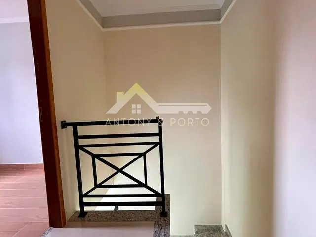 Sobrado 3 quartos e 2 banheiros, à venda, no bairro Parque Vitória em São Paulo