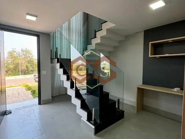 Sobrado com 210m² 3 quartos e 3 banheiros, à venda, no bairro Loteamento Park Gran Reserve em Indaiatuba