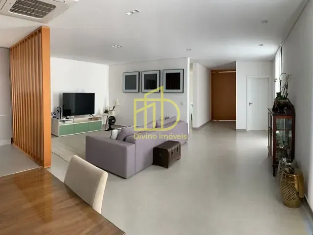 Sobrado com 450m² 3 quartos e 2 banheiros, à venda, no bairro Alphaville Nova Esplanada 3 em Votorantim