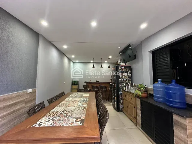 Sobrado com 150m² 3 quartos e 3 banheiros, à venda, no bairro Jardim Novo Horizonte em Americana