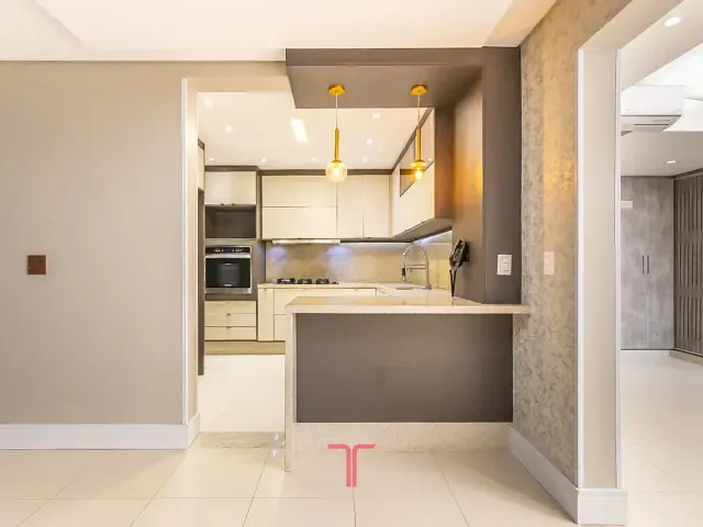 Sobrado com 108m² 4 quartos e 4 banheiros, à venda, no bairro Jardim das Américas em Curitiba