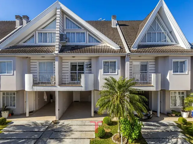 Sobrado com 108m² 4 quartos e 4 banheiros, à venda, no bairro Jardim das Américas em Curitiba