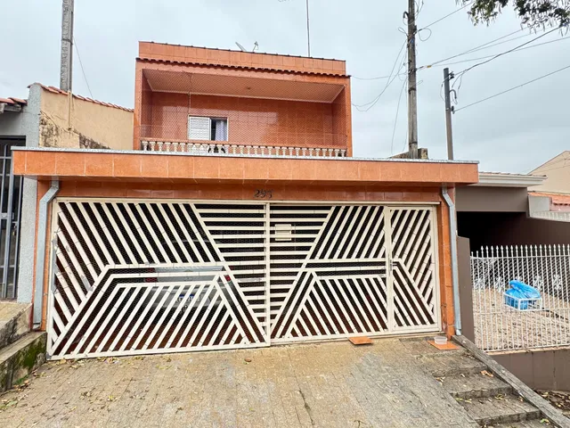 Sobrado com 150m² 4 quartos e 2 banheiros, à venda, no bairro Jardim XI de Agosto em Tatuí