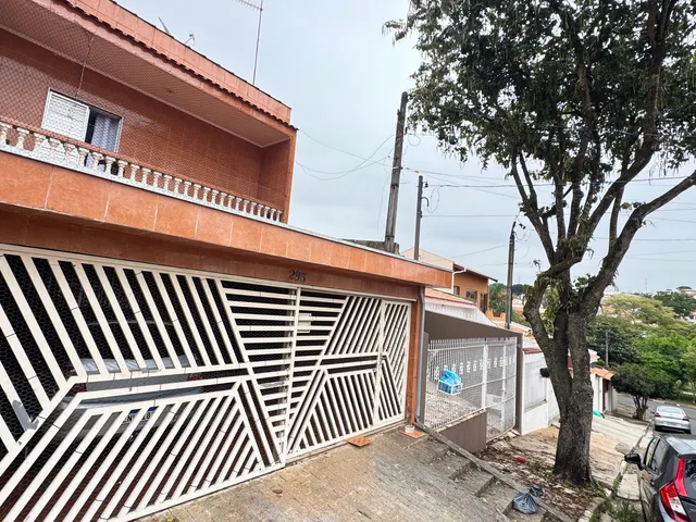 Sobrado com 150m² 4 quartos e 2 banheiros, à venda, no bairro Jardim XI de Agosto em Tatuí