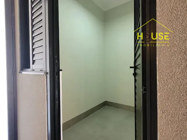 Sobrado com 210m² 3 quartos e 5 banheiros, à venda, no bairro Cecap II em Votuporanga
