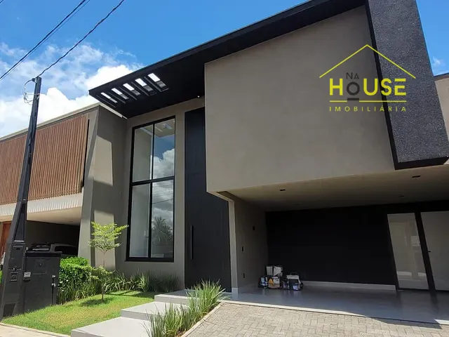 Sobrado com 210m² 3 quartos e 5 banheiros, à venda, no bairro Cecap II em Votuporanga