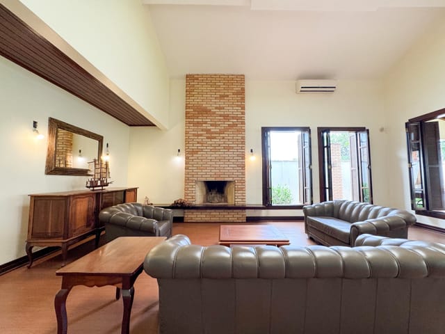 Foto do Sobrado - Sobrado à venda, 4 quartos, Bela Suiça, Londrina, PR | Grupo Mitral Imóveis