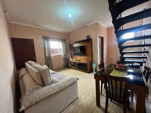 Sobrado com 240m² 2 quartos e 1 banheiro, à venda, no bairro Vila Bocaina em Mauá