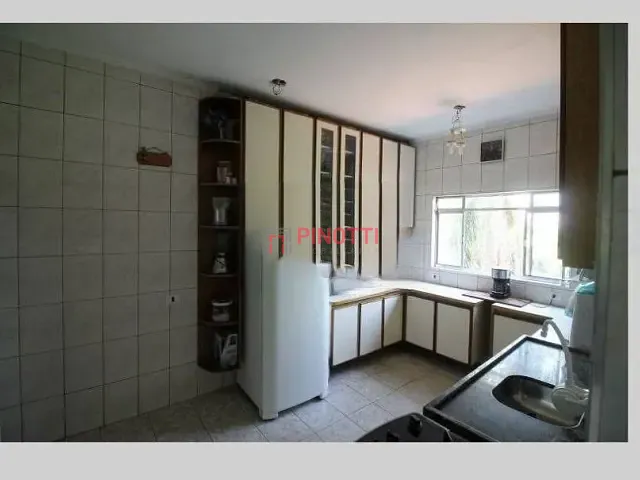 Sobrado 2 quartos e 2 banheiros, à venda, no bairro Ferrazópolis em São Bernardo do Campo