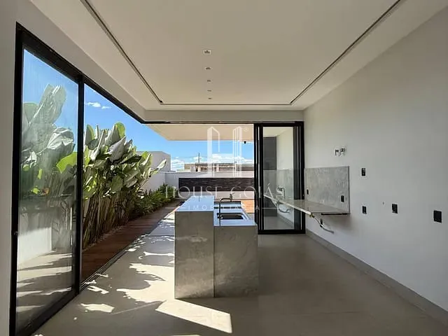 Casa com 360m² 3 quartos e 4 banheiros, à venda, no bairro Condomínio Terras Alpha Anápolis em Anápolis