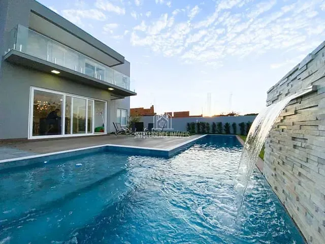Casa com 498m² 3 quartos e 4 banheiros, à venda, no bairro Condomínio Florais Itália em Cuiabá