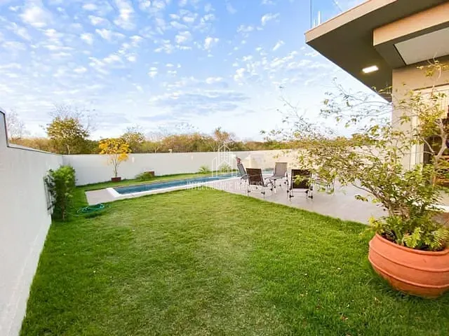 Casa com 498m² 3 quartos e 4 banheiros, à venda, no bairro Condomínio Florais Itália em Cuiabá