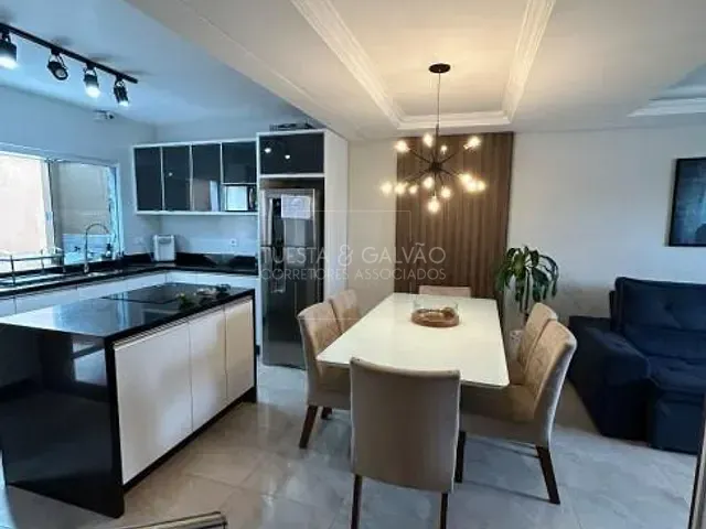 Sobrado com 133m² 3 quartos e 3 banheiros, à venda, no bairro Umbará em Curitiba