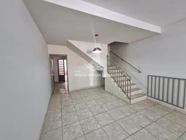 Sobrado 2 quartos e 2 banheiros, à venda, no bairro Setor Residencial Sul em Sinop