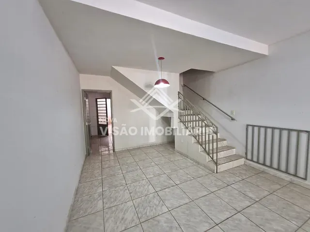 Sobrado 2 quartos e 2 banheiros, à venda, no bairro Setor Residencial Sul em Sinop