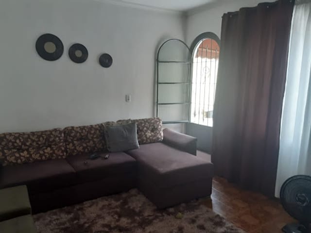 Sobrado com 280m² 3 quartos e 1 banheiro, à venda, no bairro Vila Barros em Guarulhos