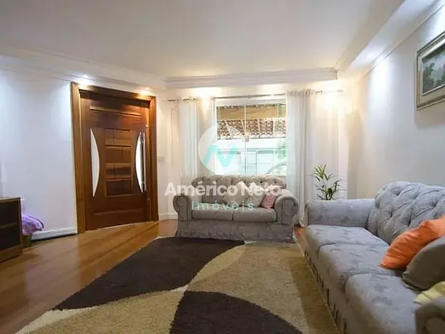 Sobrado com 250m² 4 quartos e 2 banheiros, à venda, no bairro Parque Sao Vicente em Mauá