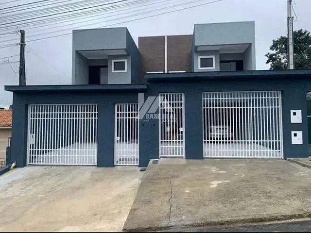 Sobrado com 121m² 3 quartos e 2 banheiros, à venda, no bairro Contorno em Ponta Grossa