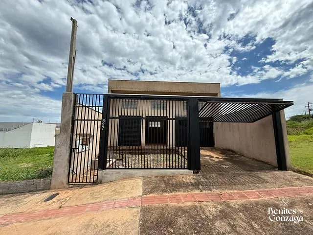Sala com 400m² 3 quartos e 1 banheiro, à venda, no bairro Jd Espanha em Maringá
