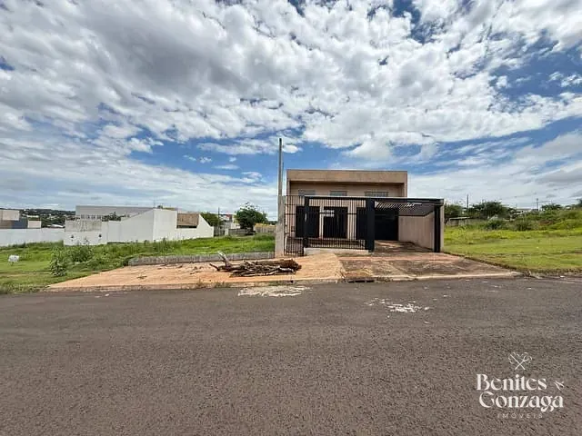 Sobrado com 400m² 3 quartos e 3 banheiros, à venda, no bairro Jd Espanha em Maringá