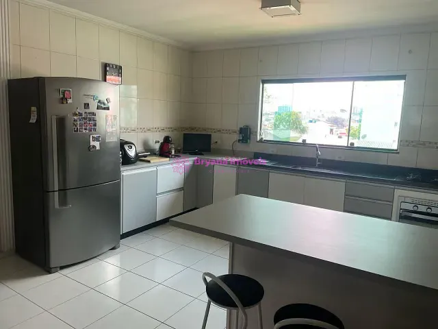 Sobrado 3 quartos e 6 banheiros, à venda, no bairro Santa Paula em São Caetano do Sul