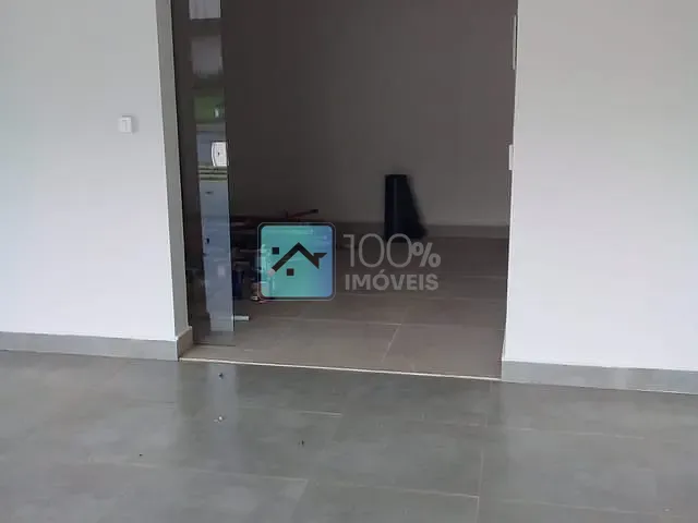 Sobrado com 457m² 4 quartos e 5 banheiros, à venda, no bairro Urbanova em São José dos Campos