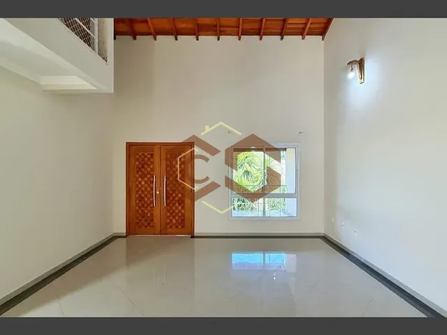 Sobrado com 300m² 3 quartos e 5 banheiros, à venda, no bairro Jardim Portal de Itaici em Indaiatuba