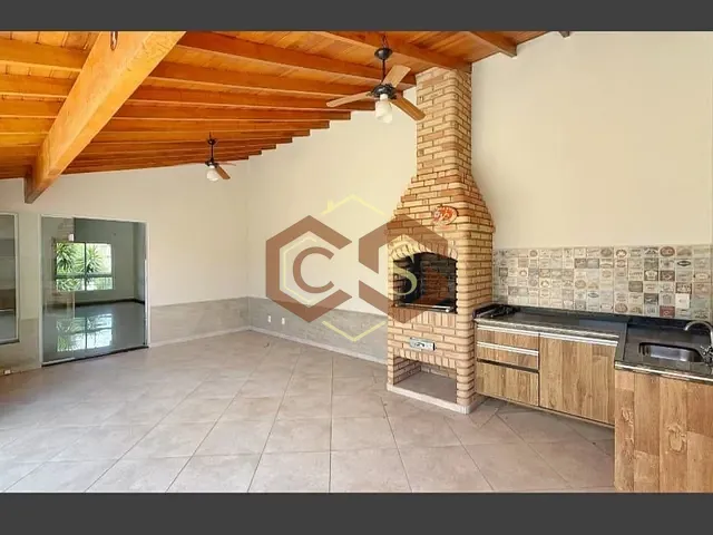 Sobrado com 300m² 3 quartos e 5 banheiros, à venda, no bairro Jardim Portal de Itaici em Indaiatuba