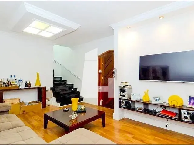 Sobrado 3 quartos e 4 banheiros, à venda ou para alugar, no bairro Jardim Vila Galvão em Guarulhos