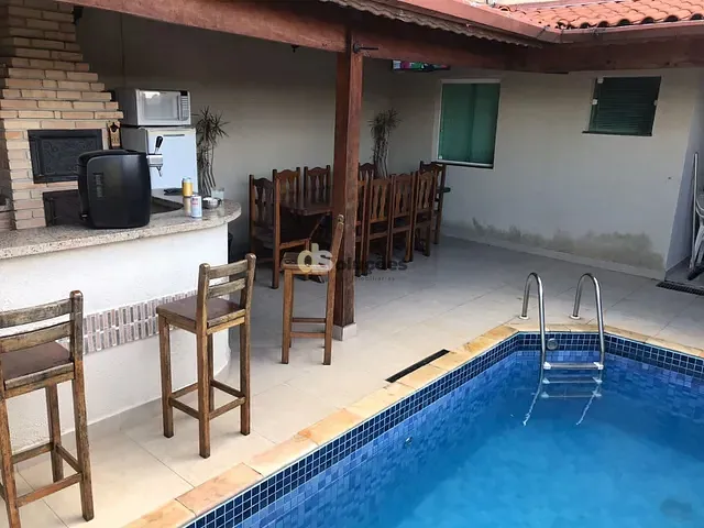Sobrado com 240m² 3 quartos e 5 banheiros, à venda, no bairro Vila Irmãos Arnoni em São Paulo