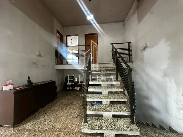 Sobrado com 207m² 2 quartos e 3 banheiros, à venda, no bairro Jardim Boer I em Americana