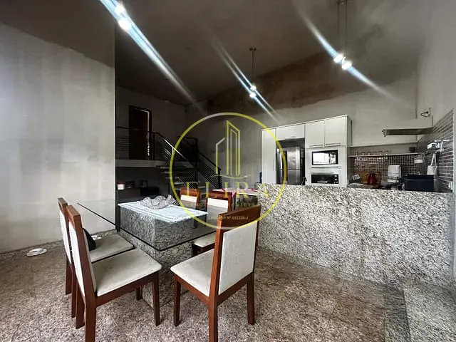 Sobrado com 207m² 2 quartos e 3 banheiros, à venda, no bairro Jardim Boer I em Americana