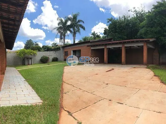 Sobrado com 1000m² 4 quartos e 3 banheiros, à venda, no bairro Colina Verde em Londrina